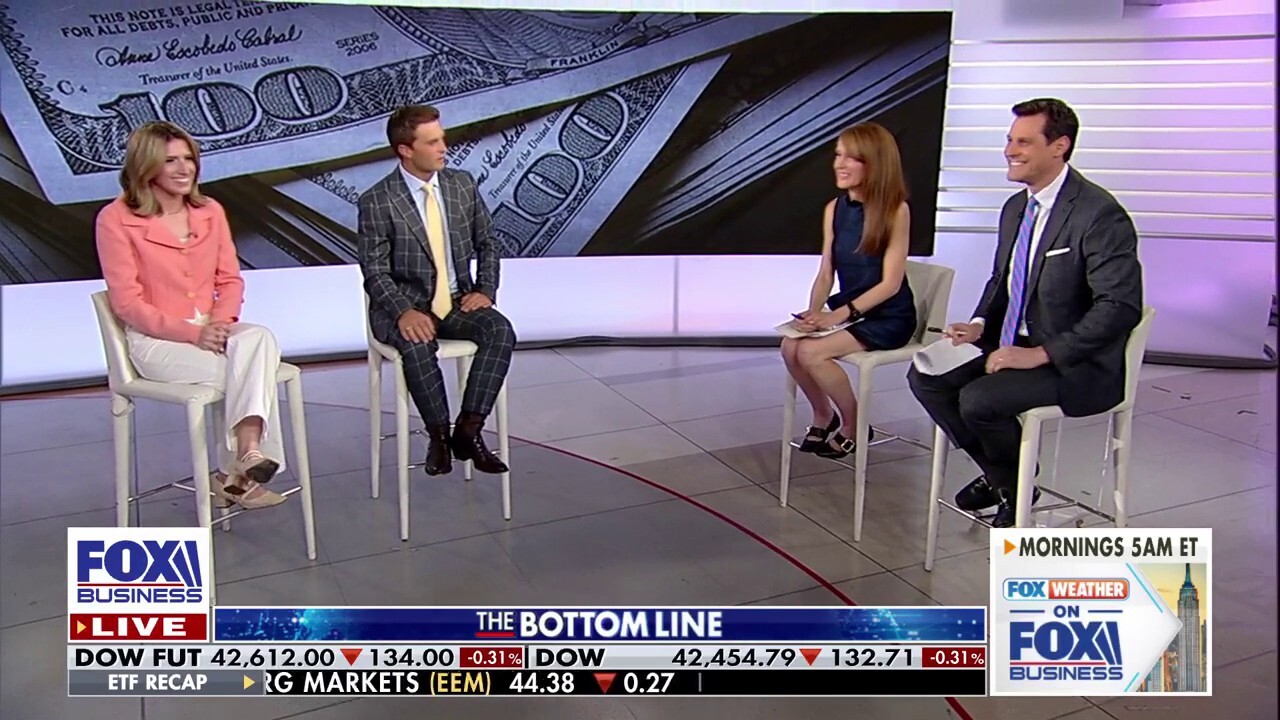 Panelists Caroline Downey and Cage Sawyers discuss how student loan delinquencies are set to hit record highs while a growing number of current and prospective college students don’t believe the degree is worth the price tag on ‘The Bottom Line.’