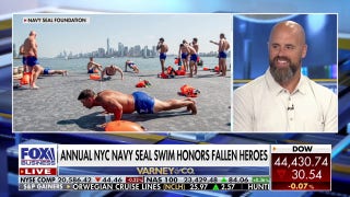NFL legend honors fallen Navy SEALS with annual NYC swim - Fox Business Video
