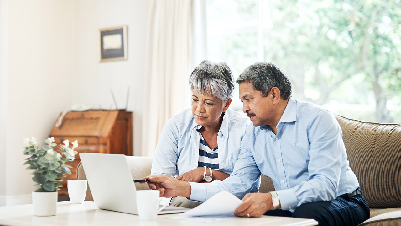 Wealth Enhancement Group senior vice president and financial advisor Nicole Webb discusses whether Americans are saving enough to retire on 'Making Money.'